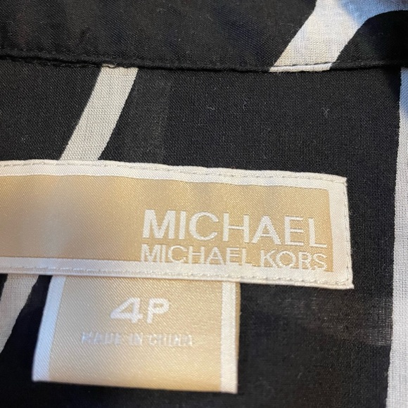 Michael Michael Kors Black and White Print Button Down Top Size 4P - Picture 5 of 11
